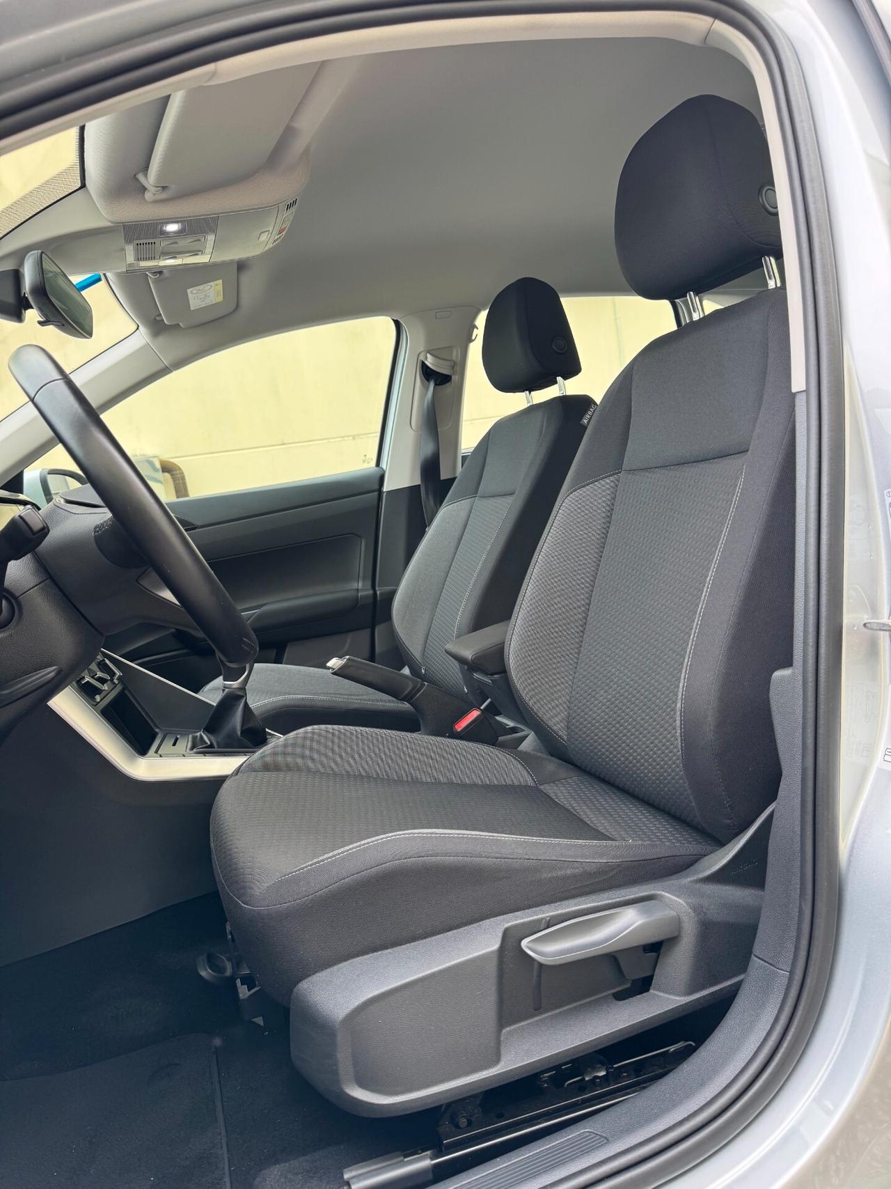 Volkswagen Taigo 1.0 TSI 95 CV Life Neopatentati Finanziabile anticipo zero