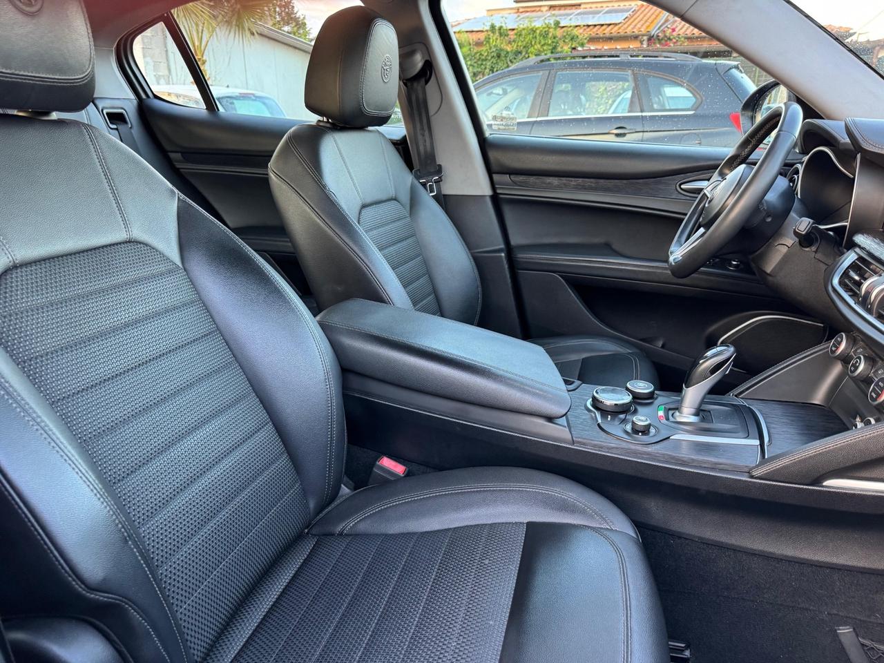 Alfa Romeo Stelvio 2.2 Turbodiesel 210 CV AT8 Q4 Super