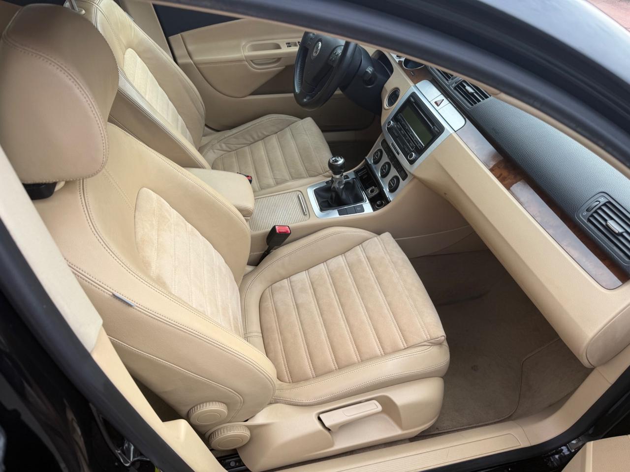 Volkswagen Passat 2.0 TDI DPF Highline