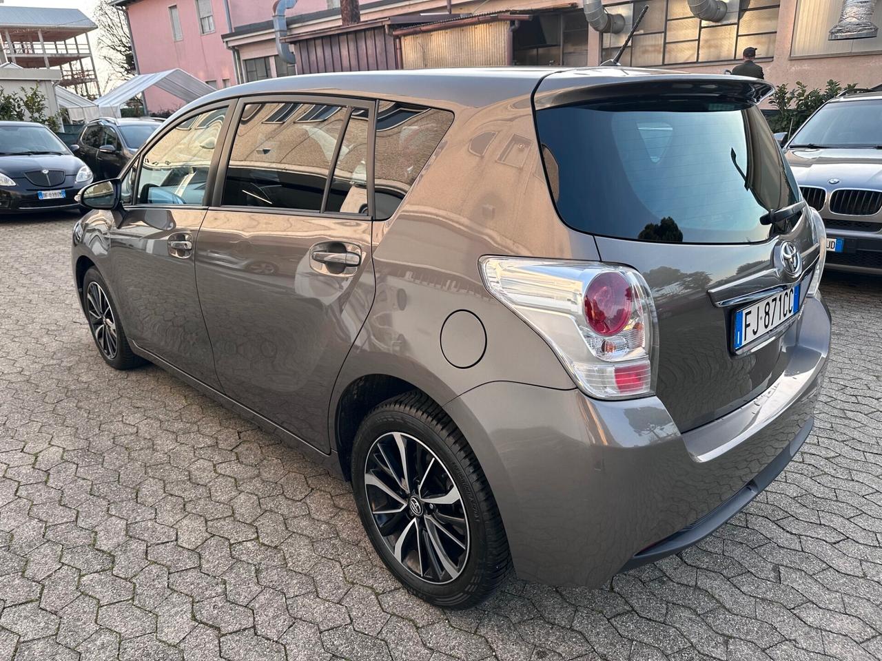 Toyota Verso 1.6 D-4D Business*7POSTI*EURO6