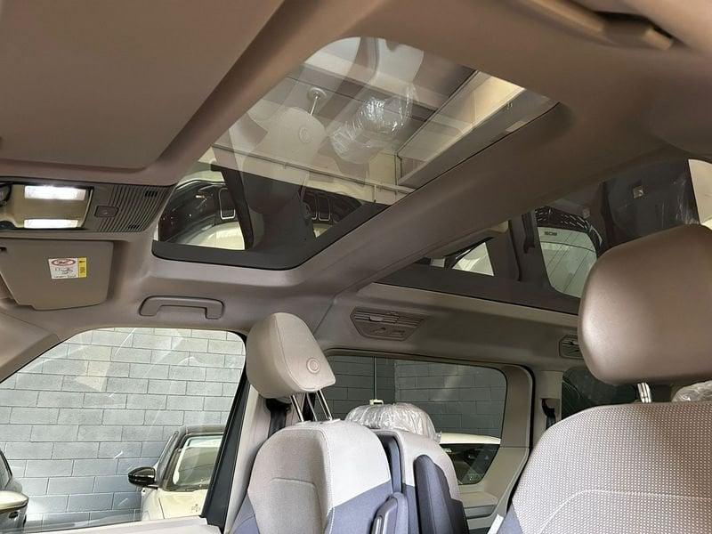 Volkswagen Multivan Multivan 1.5 PHEV DSG 4Motion Edition