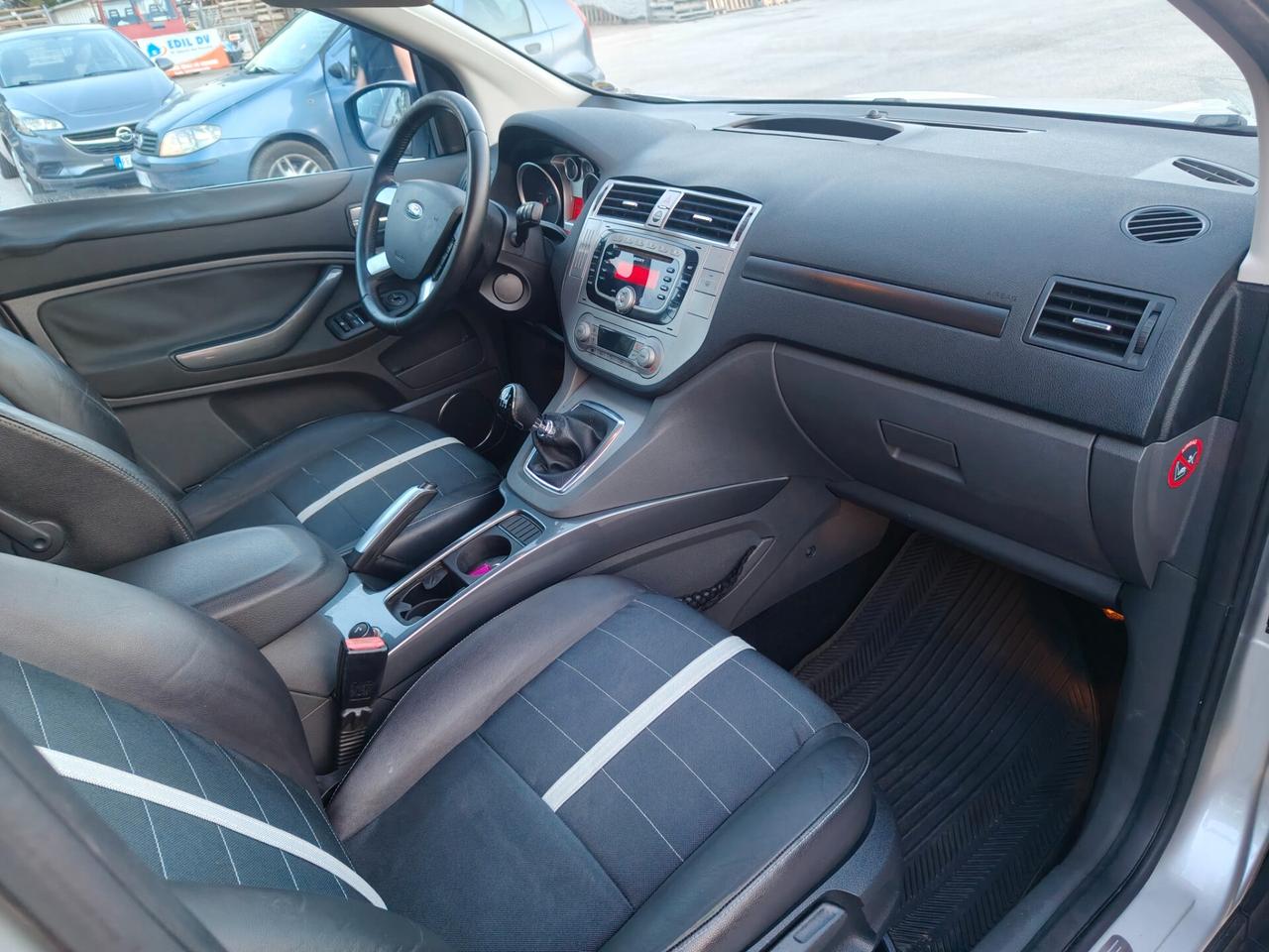 Ford Kuga 2.0 TDCi 136 CV 4WD Titanium