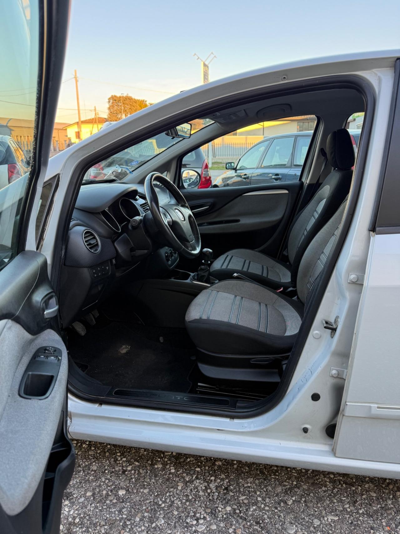 Fiat Punto Evo 1.4 5 porte Active GPL