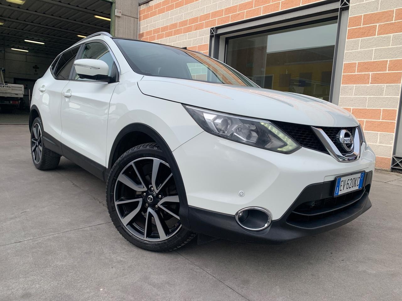 Nissan Qashqai 1.6 dCi DPF Tekna