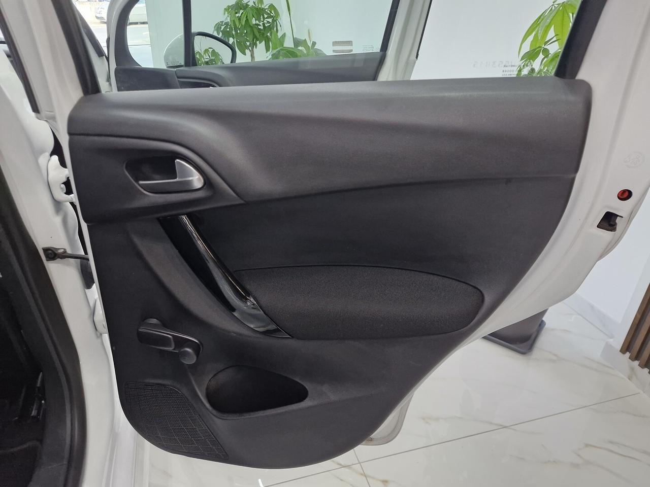 CITROEN C3 1.2 BENZINA EXCLUSIVE ANNO 2015