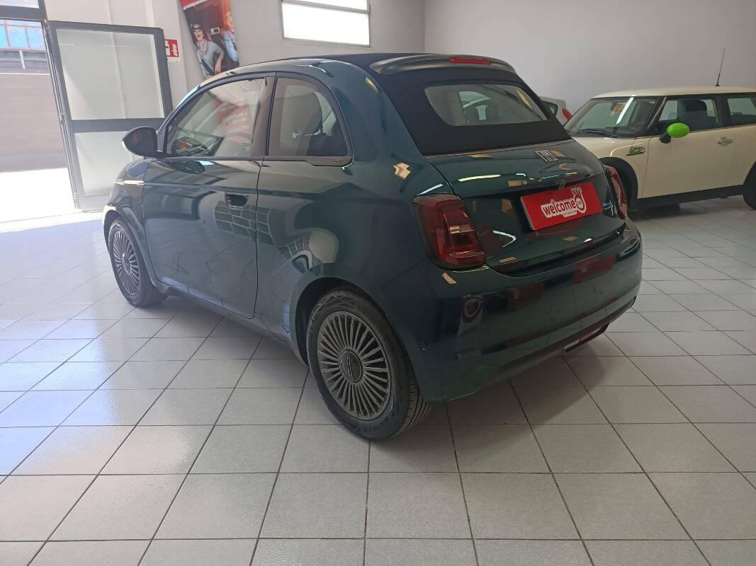 Fiat 500e 42 kWh La Prima