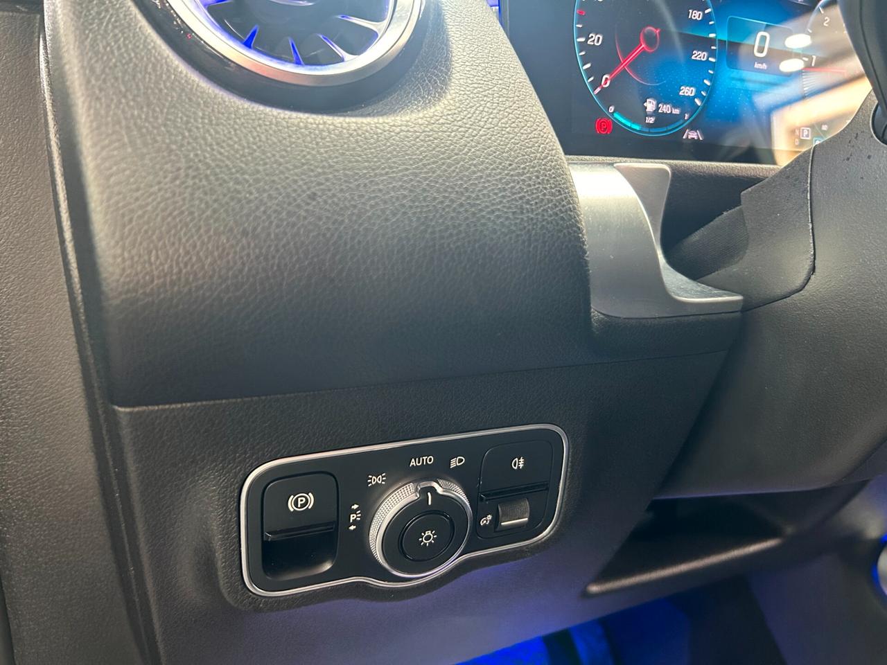 Mercedes GLB 200 d 150cv Sport Plus Automatica ITALIANA LuciAmbient