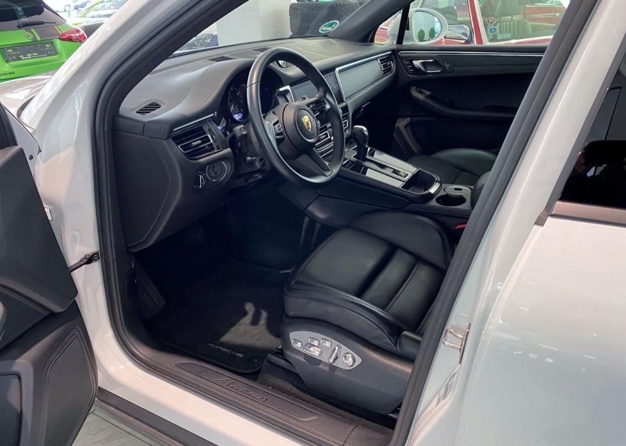Porsche Macan 2.0 Turbo Benzina Nuovo modello 265cv