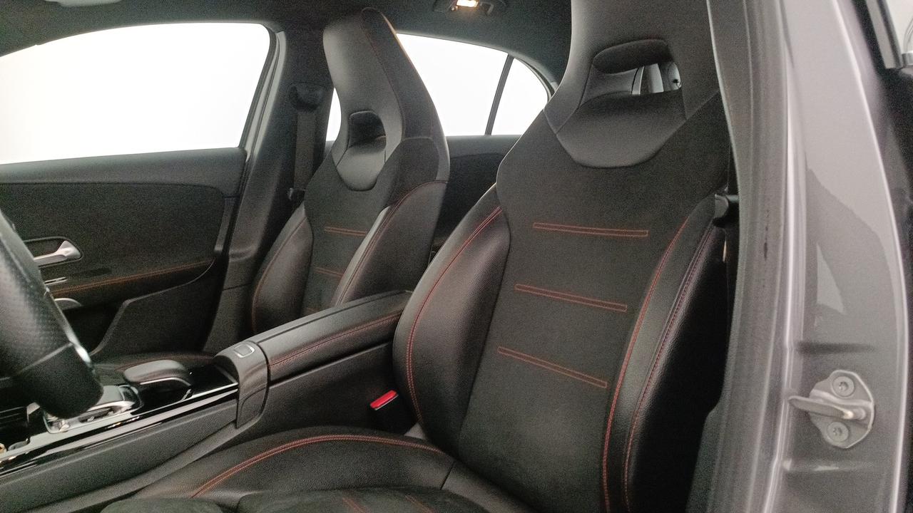 Mercedes-Benz A 180 d Premium auto