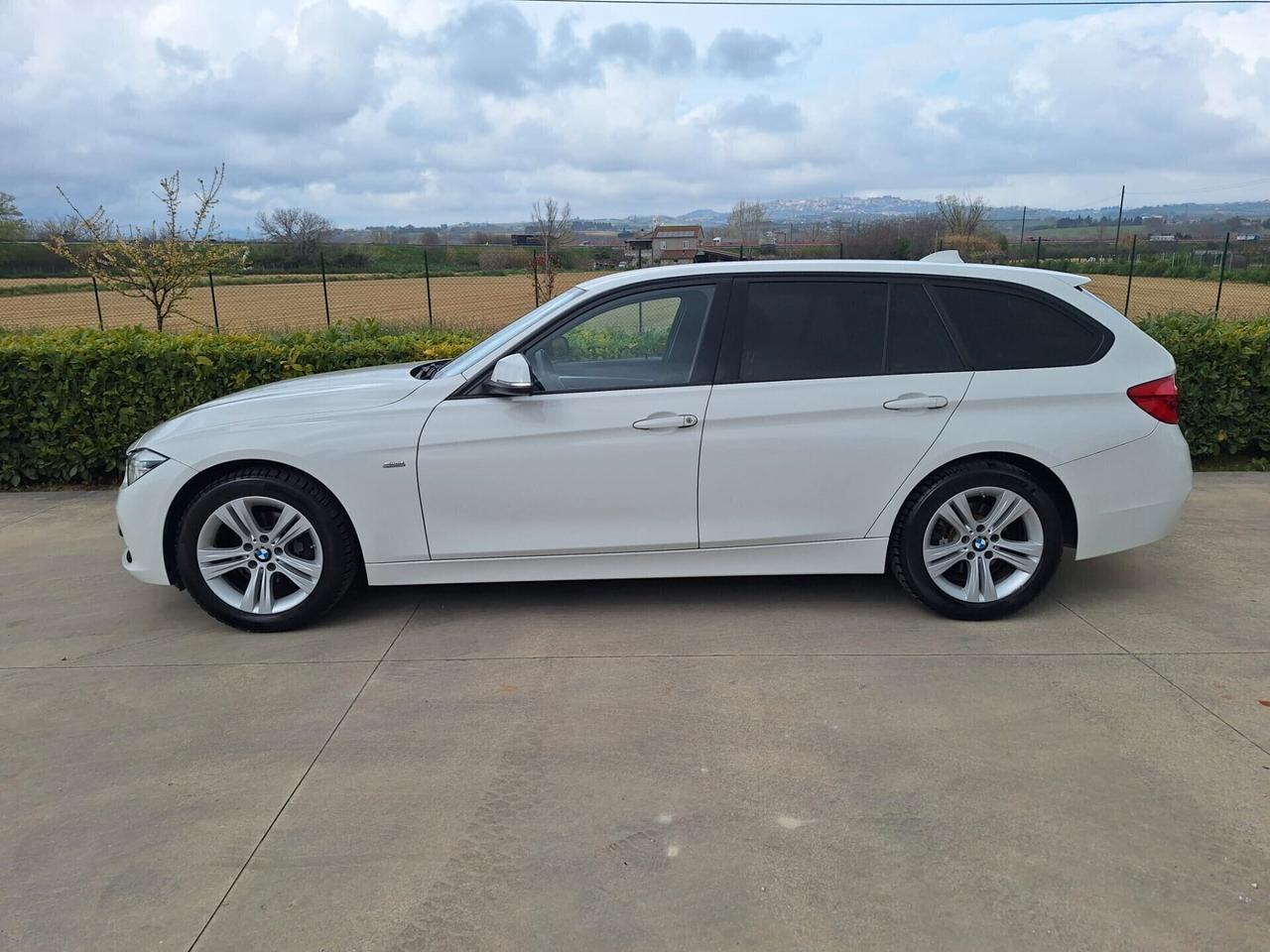 Bmw 316 Touring Sport Da Vetrina