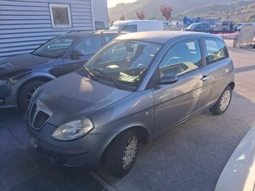 LANCIA Ypsilon 1.2 benzina OK NEOPATENTATI