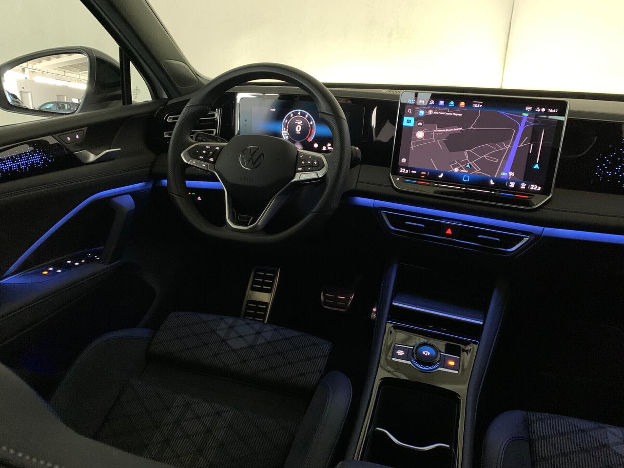 Volkswagen Tiguan R-Line eTSI GARANZIA UFFICIALE 2028