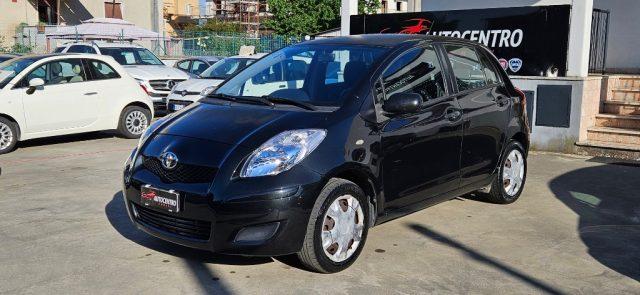 TOYOTA Yaris 1.0 5 porte Sol
