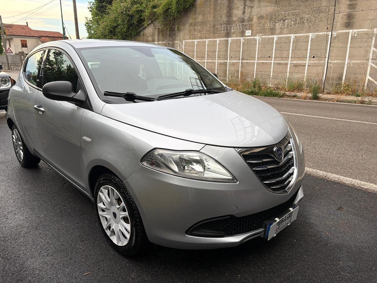 Lancia Ypsilon 1.3 MJT 95CV 5 porte S&S Gold