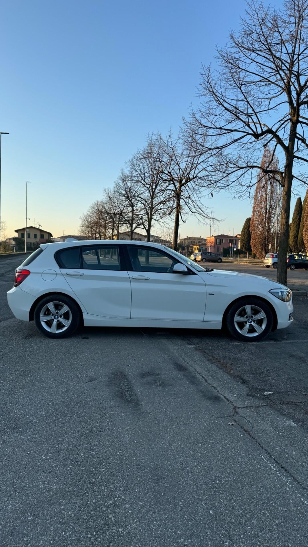 Bmw Serie 1 116d Efficient Dynamics Sport