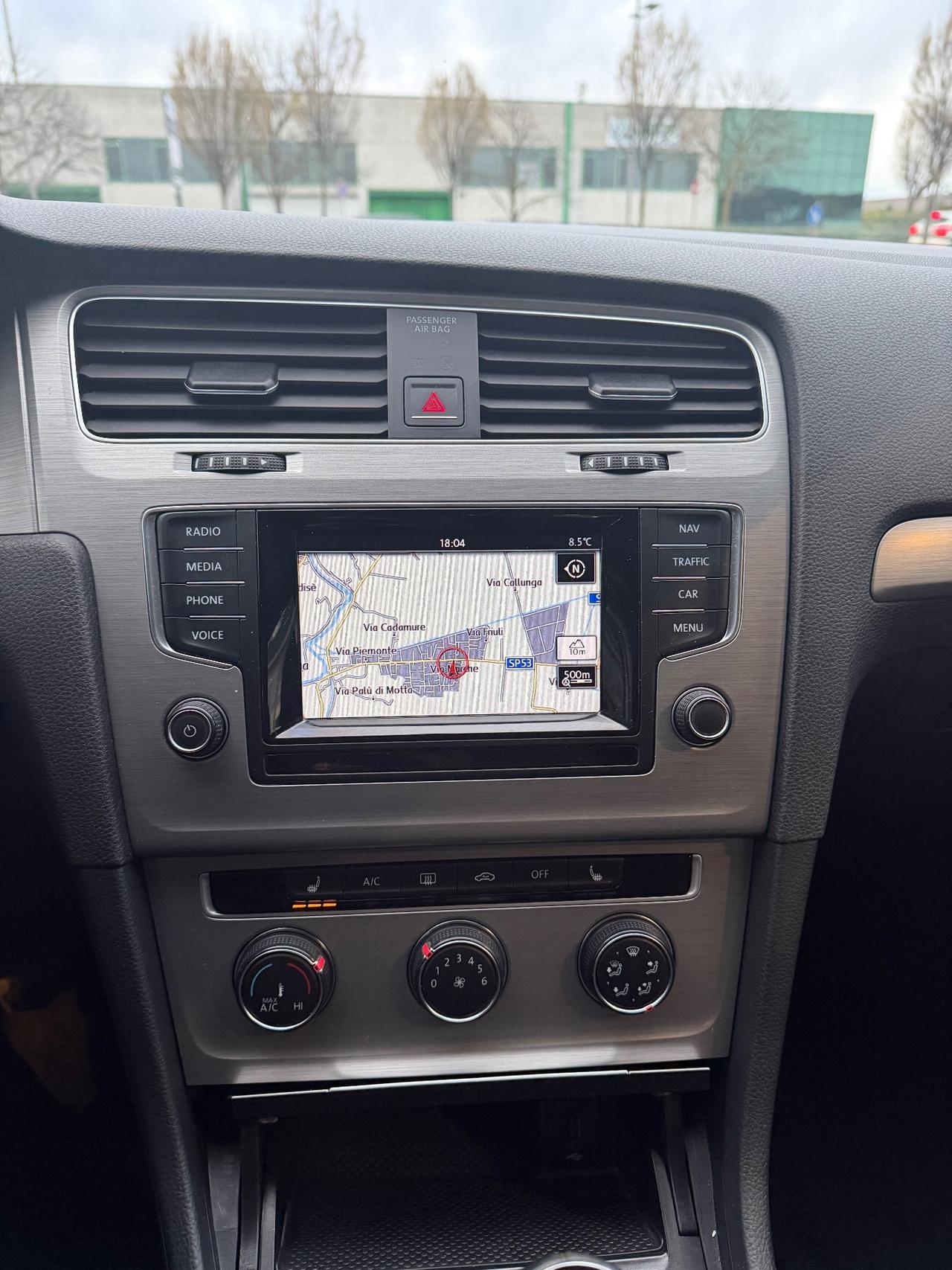 Volkswagen Golf Neopatentati