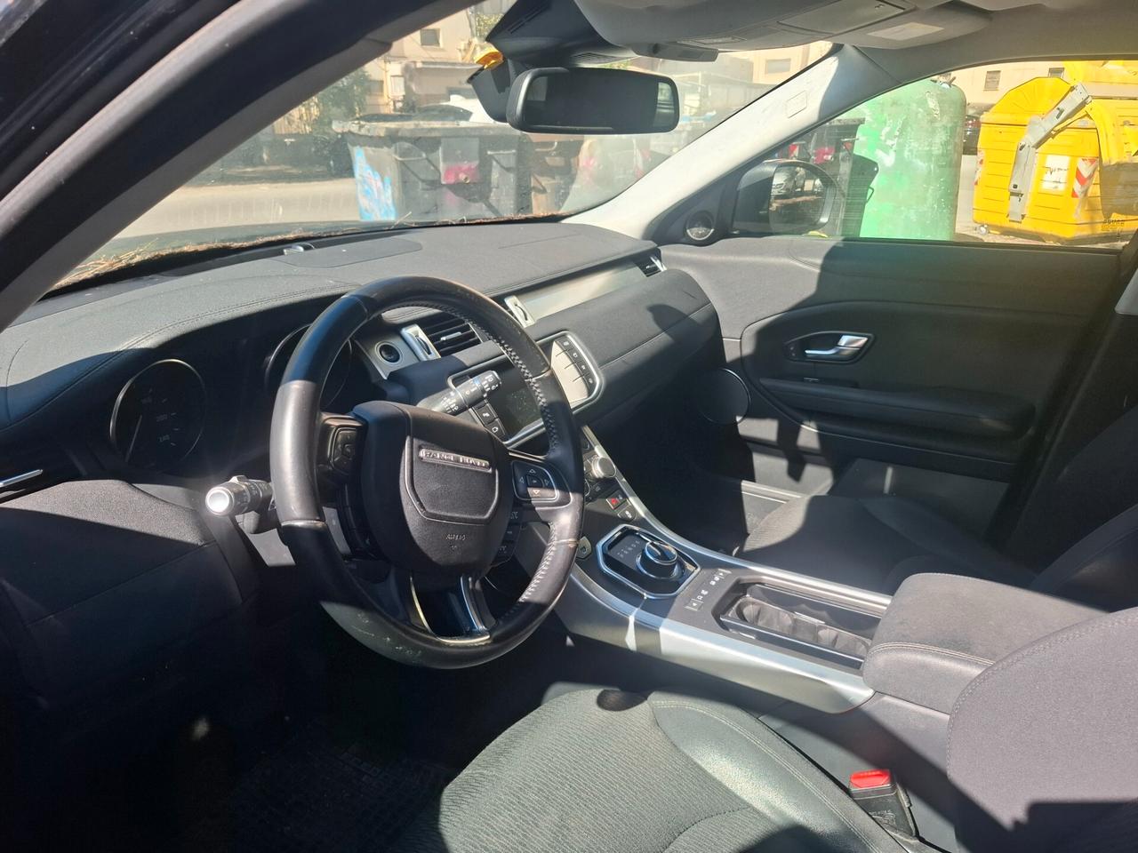 Range Rover Evoque 2.0 TD4 150 CV con motore rotto