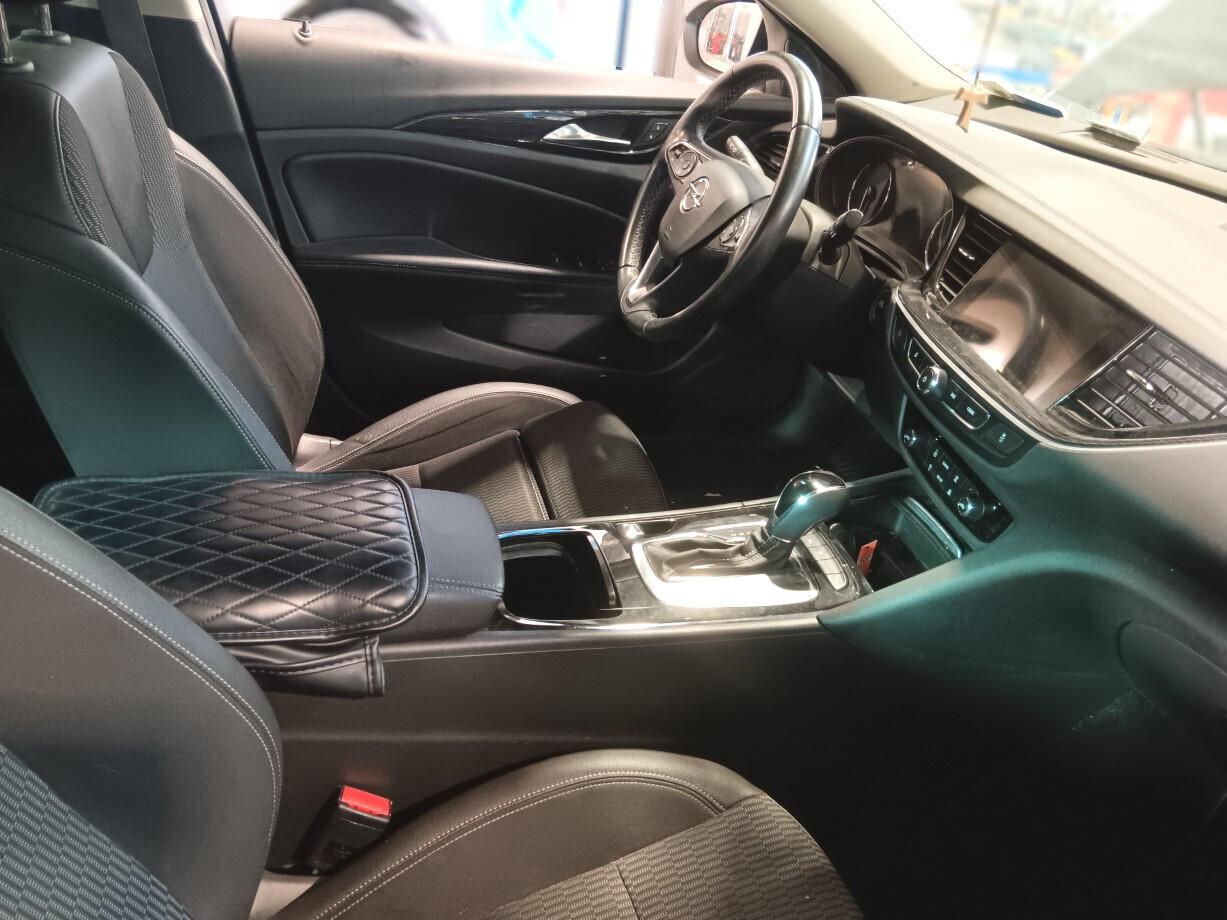 Opel Insignia Sports Tourer Innovation 1.6 (136 cv) aut.