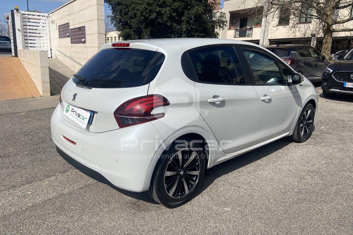 PEUGEOT 208 1° serie PureTech 82 Stop&Start 5 porte Signature