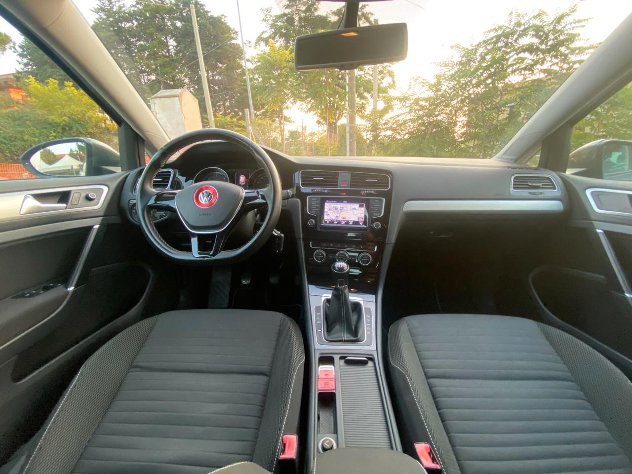 Volkswagen Golf 1.6 TDI Highline (KM Cerificati)
