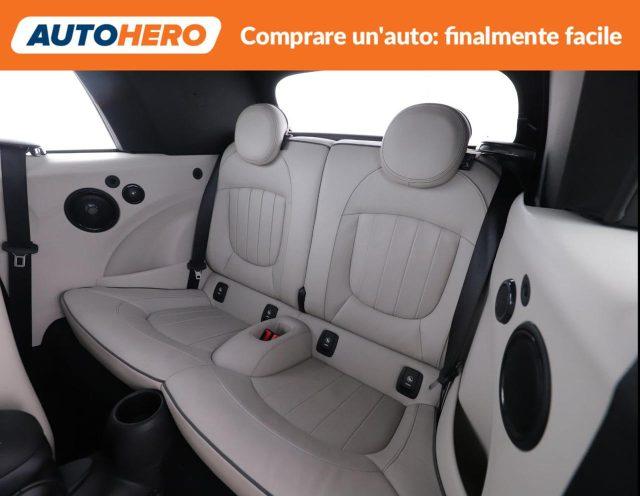 MINI Mini 1.5 Cooper D Cabrio