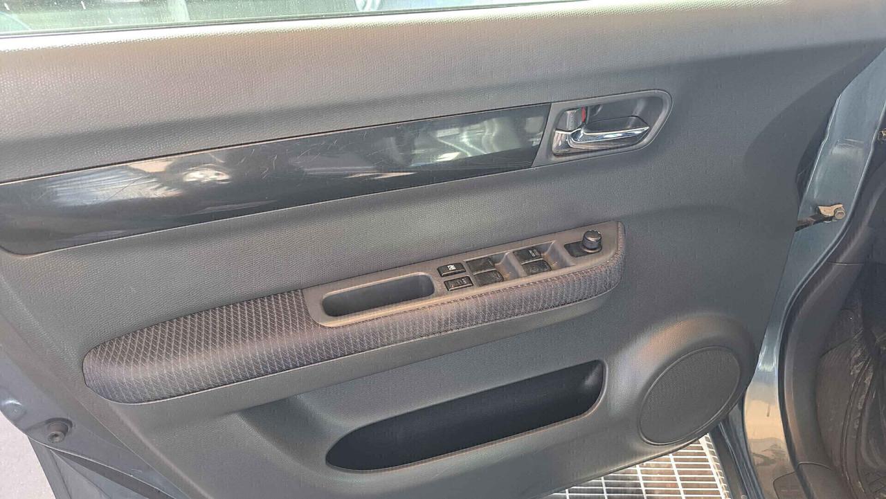 Suzuki Swift 1.3 4x4 GL Benzina 92Cv