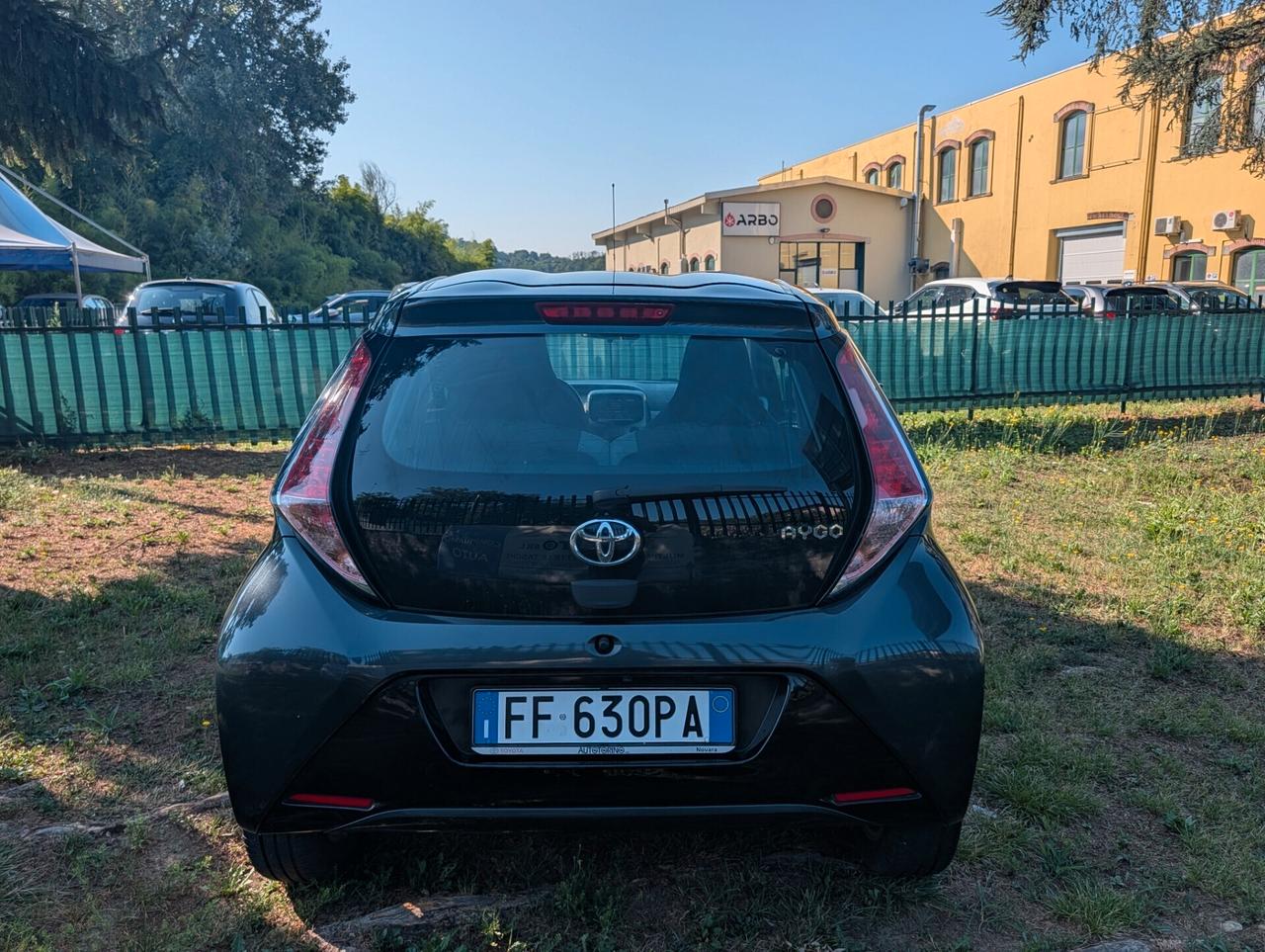Toyota Aygo 1.0 VVT-i 69 CV 5 porte x-play MMT