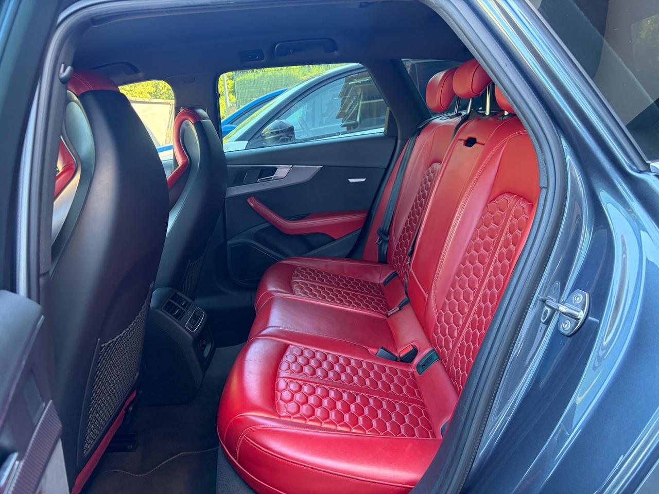 Audi A4 RS 4 Avant