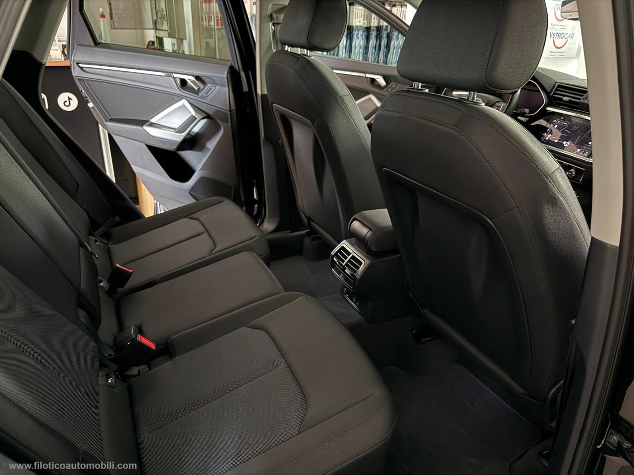 AUDI Q3 35 TDI S tronic 150CV Business KM 86.187 COCKPIT - TELECAMERA - LED