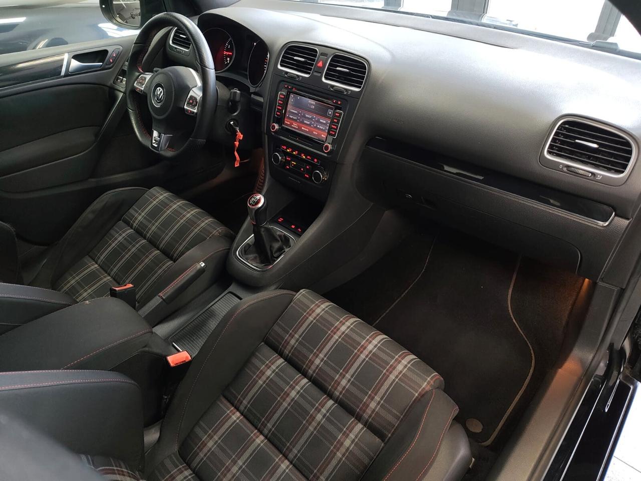 Volkswagen Golf GTI 2.0 TSI 5p. CAMBIO MANUALE