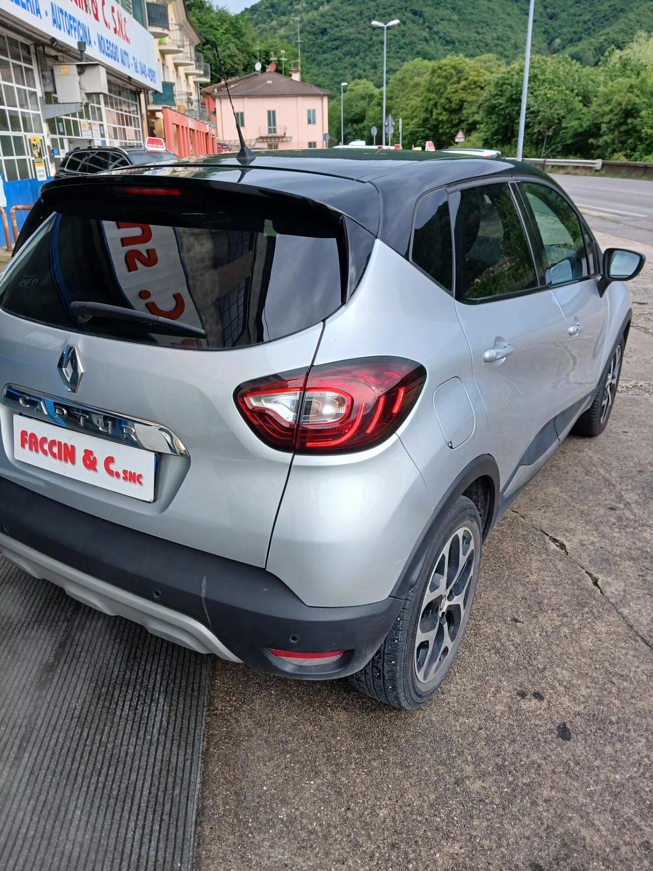 Renault Captur TCe 12V 90 CV Sport Edition