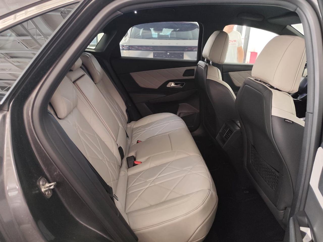 DS Automobiles 7 Ibrida Plug-in