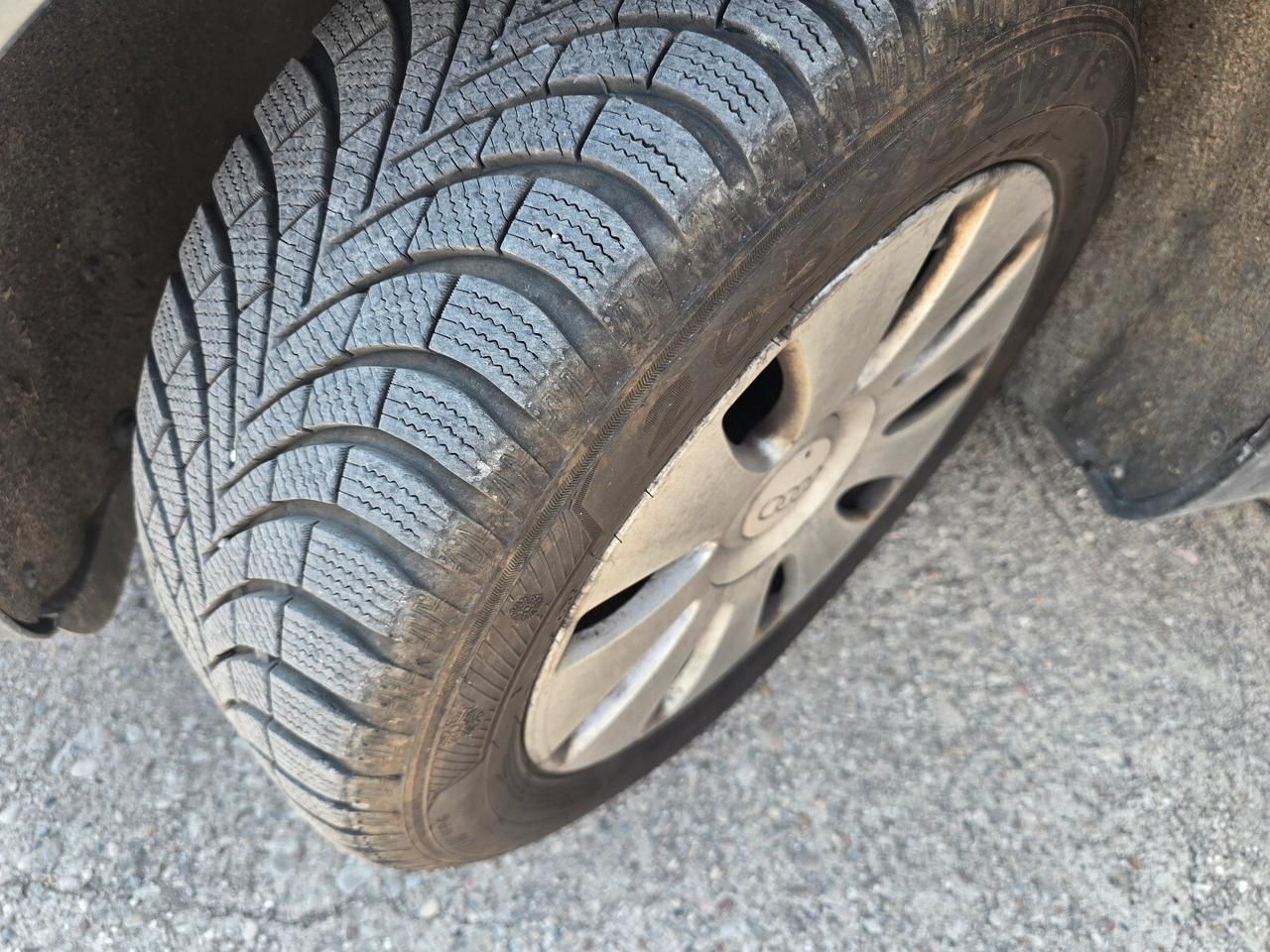 Audi A4 2.0 TDI F.AP. Avant quattro Top