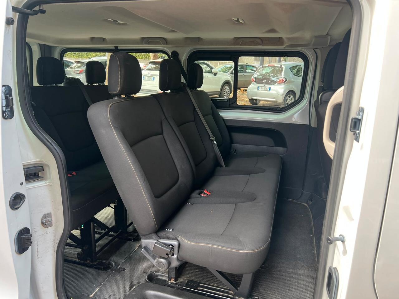 Renault Trafic T29 1.6 dCi 125CV 9 POSTI PL-TN
