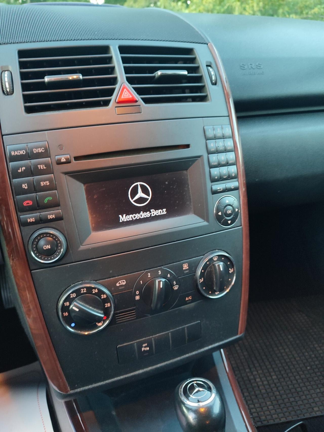 MERCEDES CLASSE A160 BENZINA AUTOMATICA POCHI KM