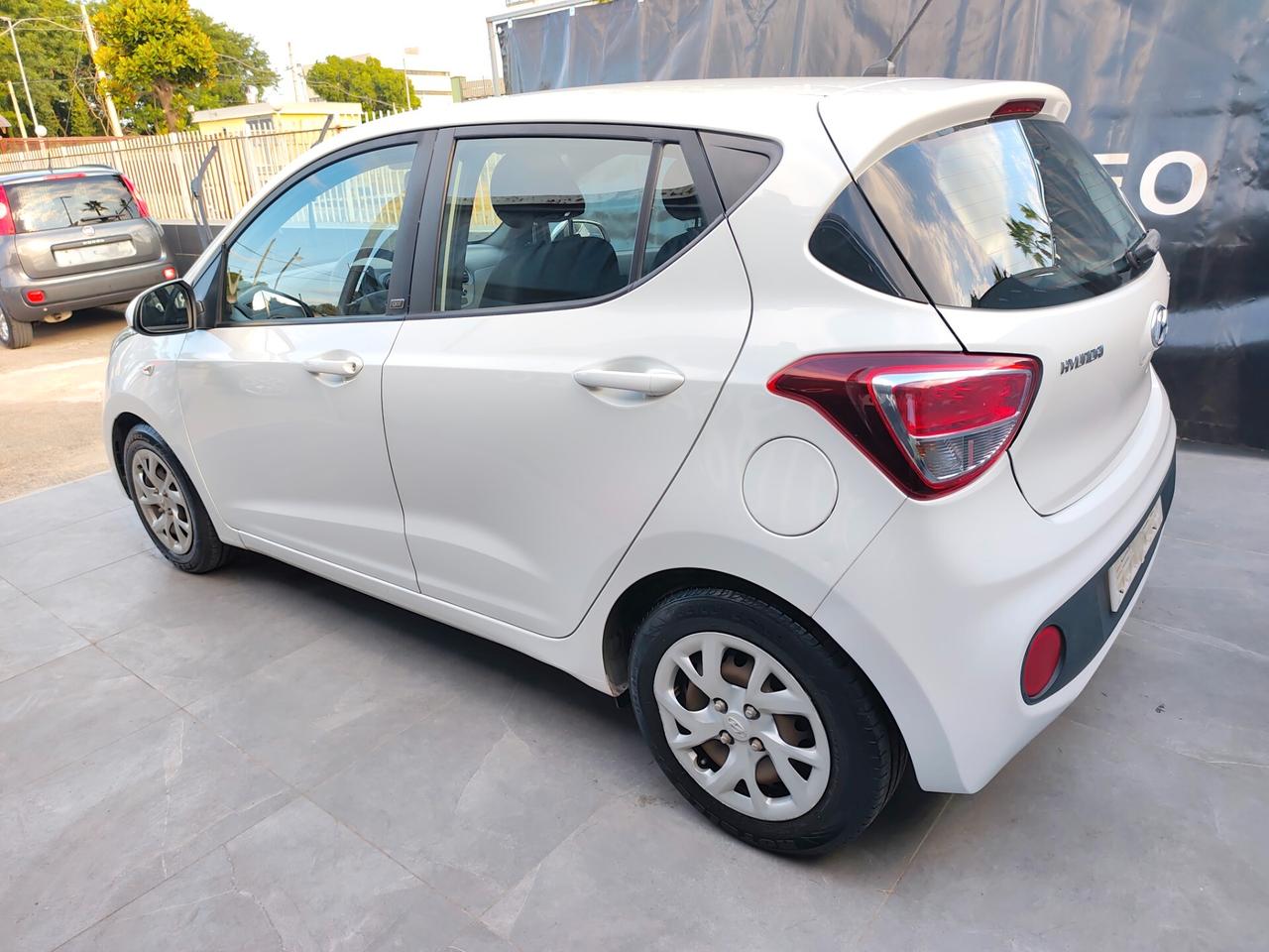 Hyundai i10 1.0 BENZINA E GPL DI SERIE Connectline
