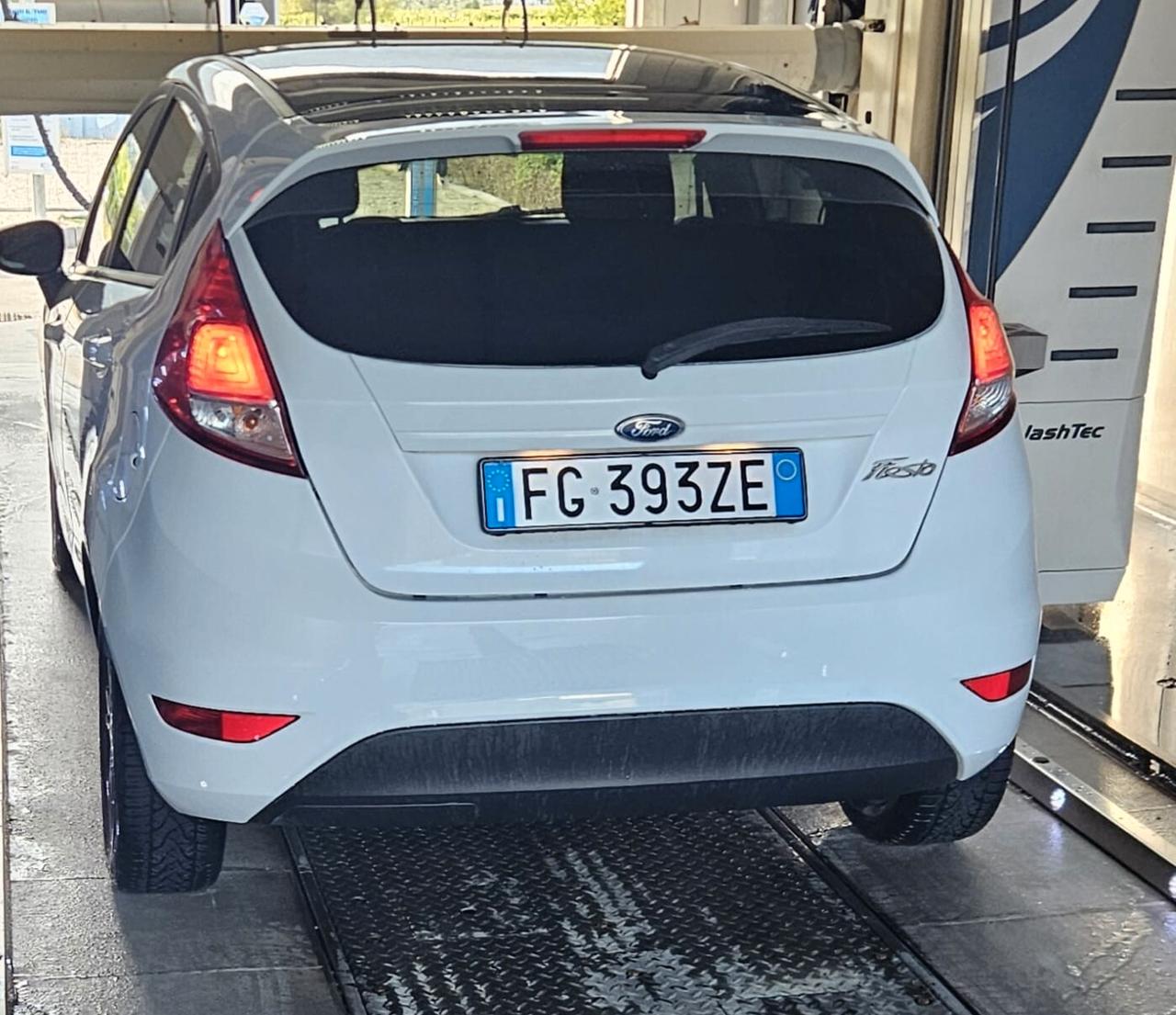 Ford Fiesta 1.0 80CV 5 porte Black & White Edition