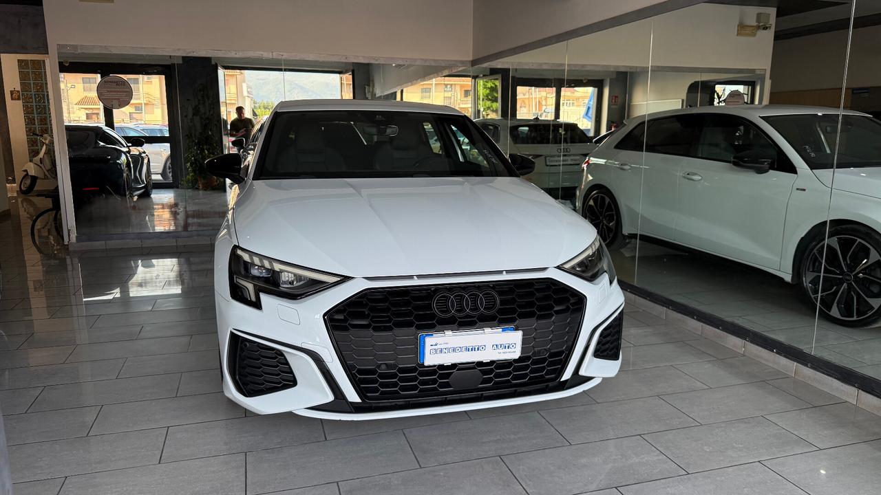 AUDI A3 SPORTBACK S LINE IDENTITY BLACK