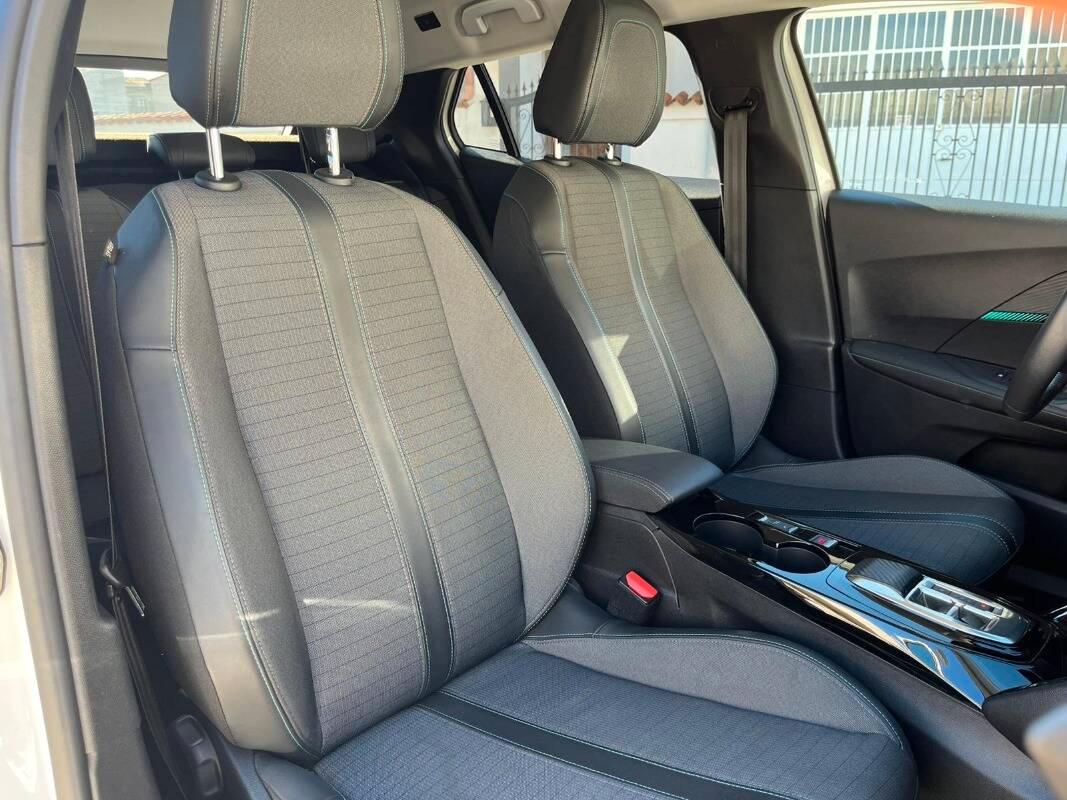 Peugeot 2008 II 2020 E- Allure Pack 100kW