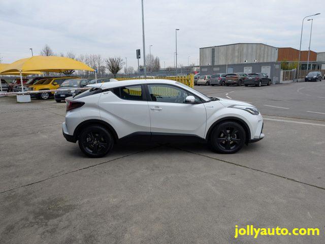 TOYOTA C-HR 1.8 Hybrid E-CVT Trend