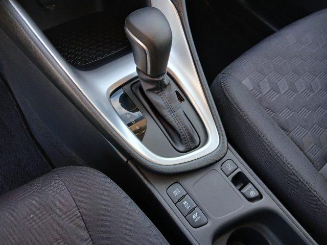 TOYOTA Yaris 1.5 Hybrid 5 porte