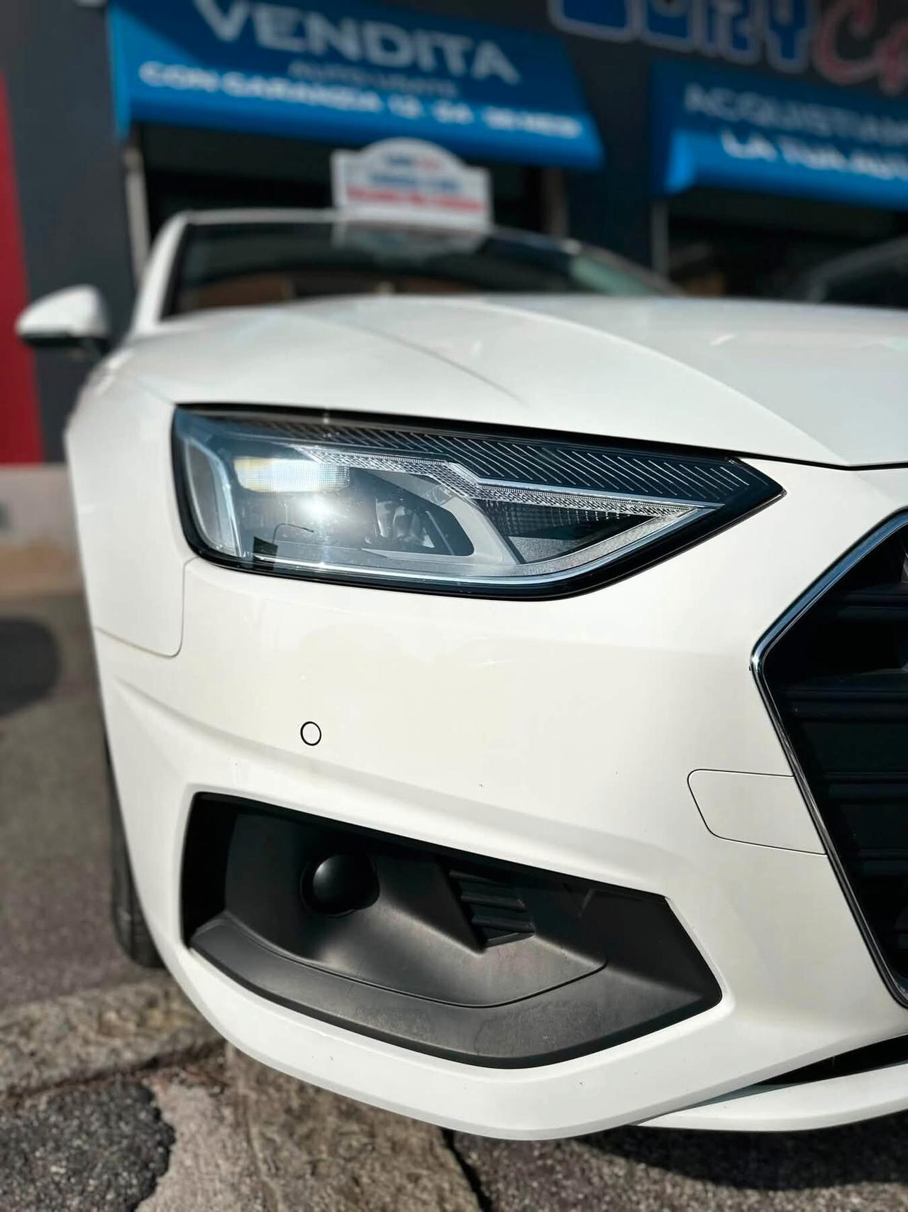 Audi A4 35 TFSI S tronic line edition km cert