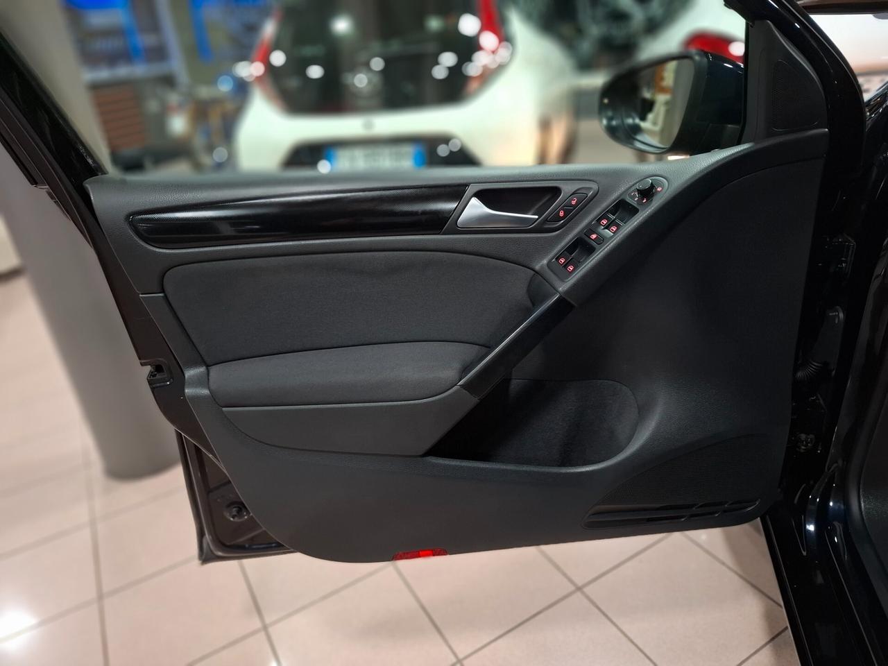 Volkswagen Golf 1.2 benzina Neopatentato