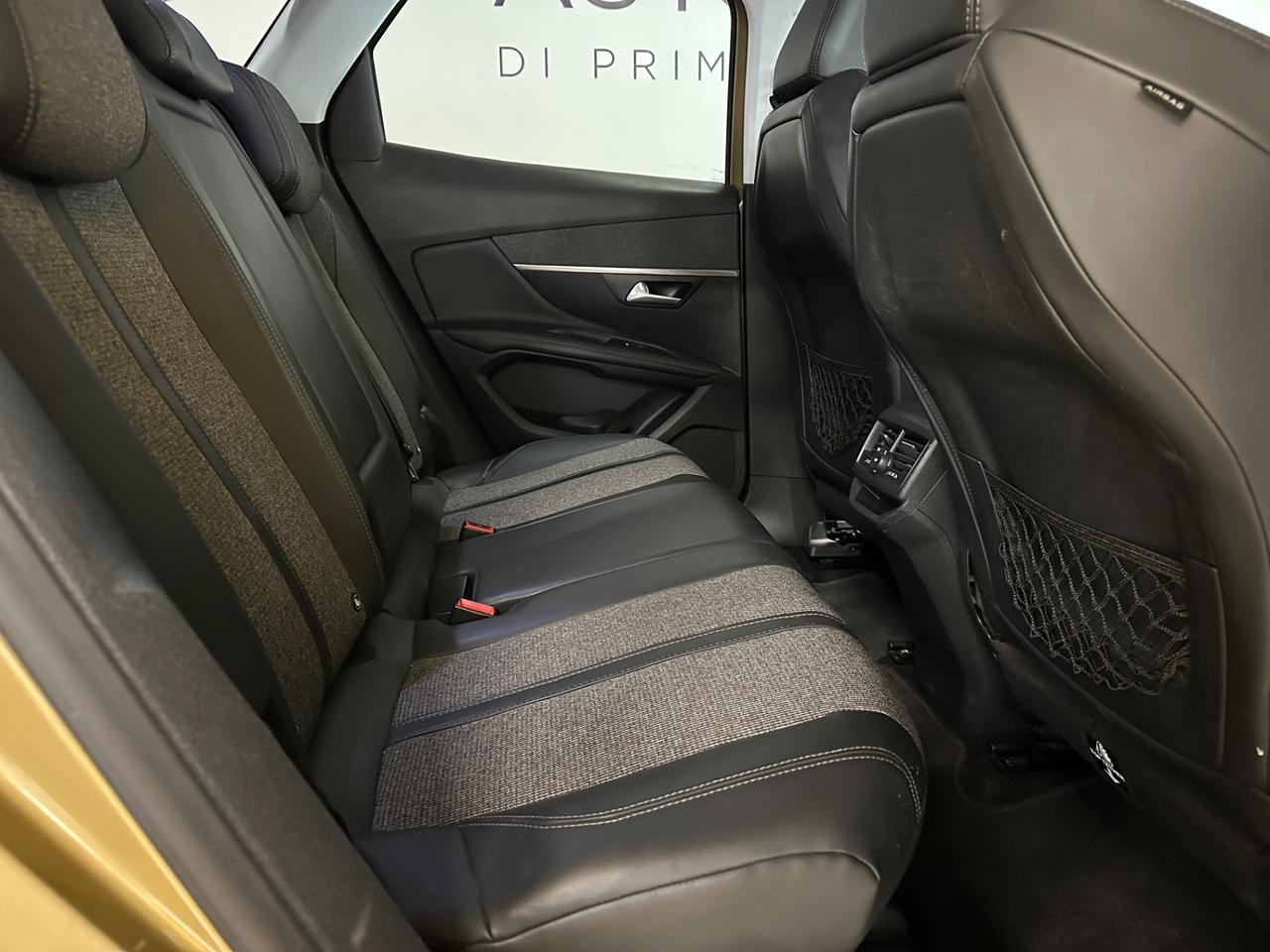 Peugeot 3008 BlueHDi 120 EAT6 S&S Allure