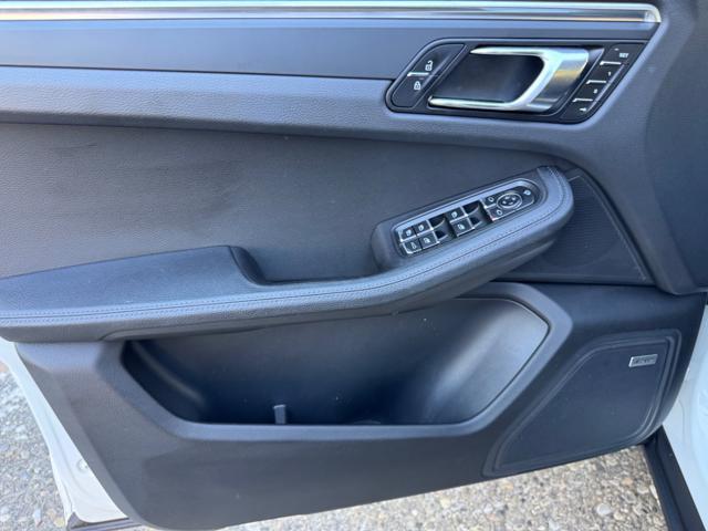PORSCHE Macan TETTO PANORAMA CERCHI 21 FULL 2.0 265 CV