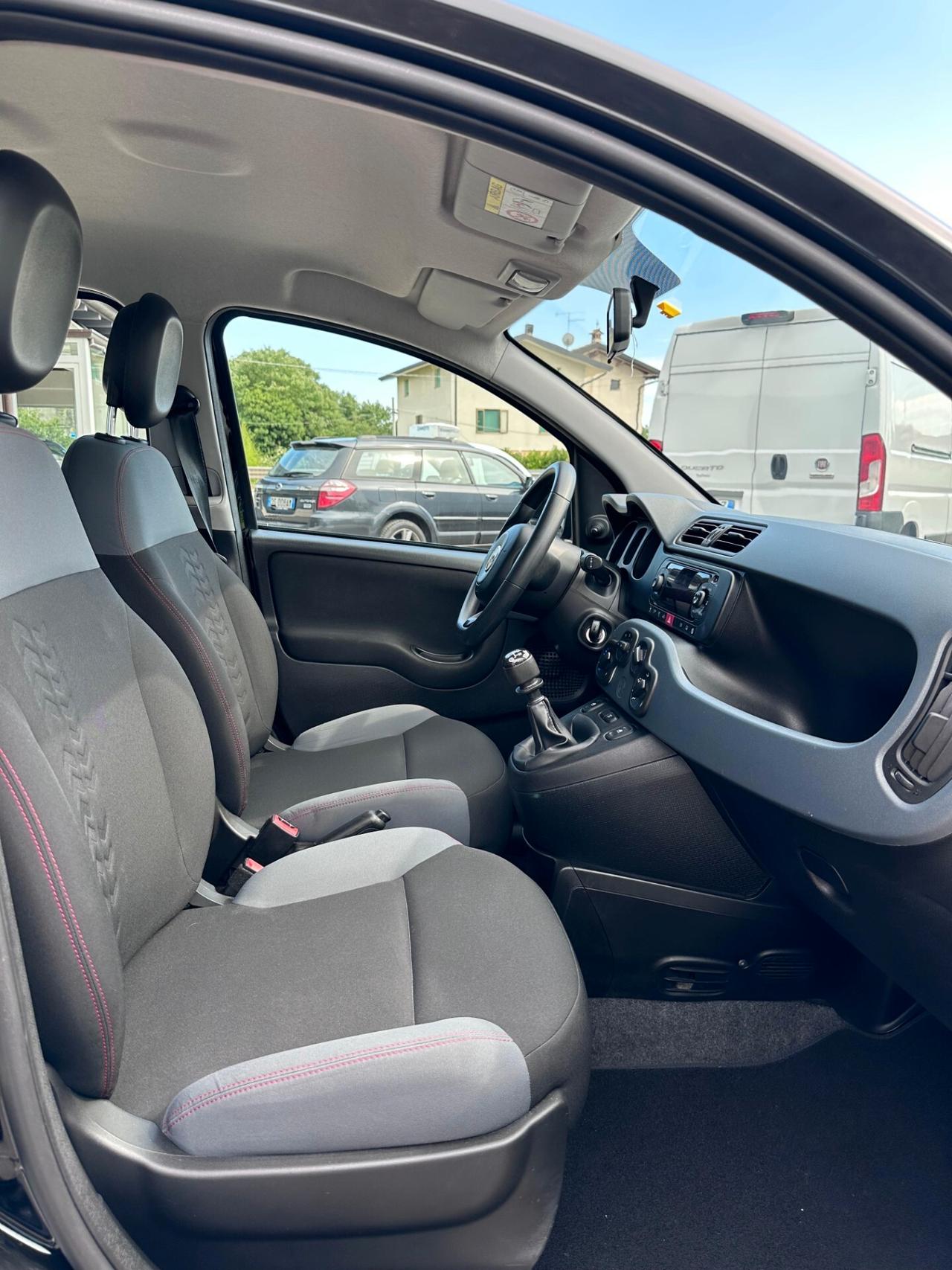 Fiat Panda 1.2 Easy 69cv 2020 Neopatentati Nera