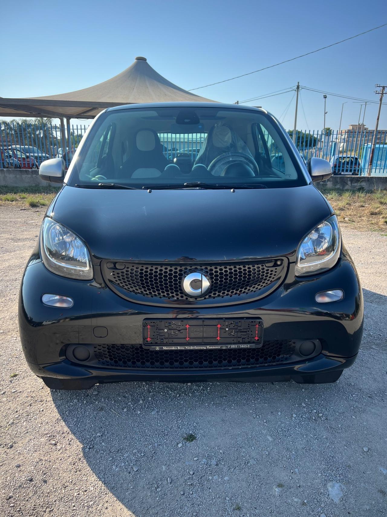 Smart ForTwo 60 1.0 Black Passion