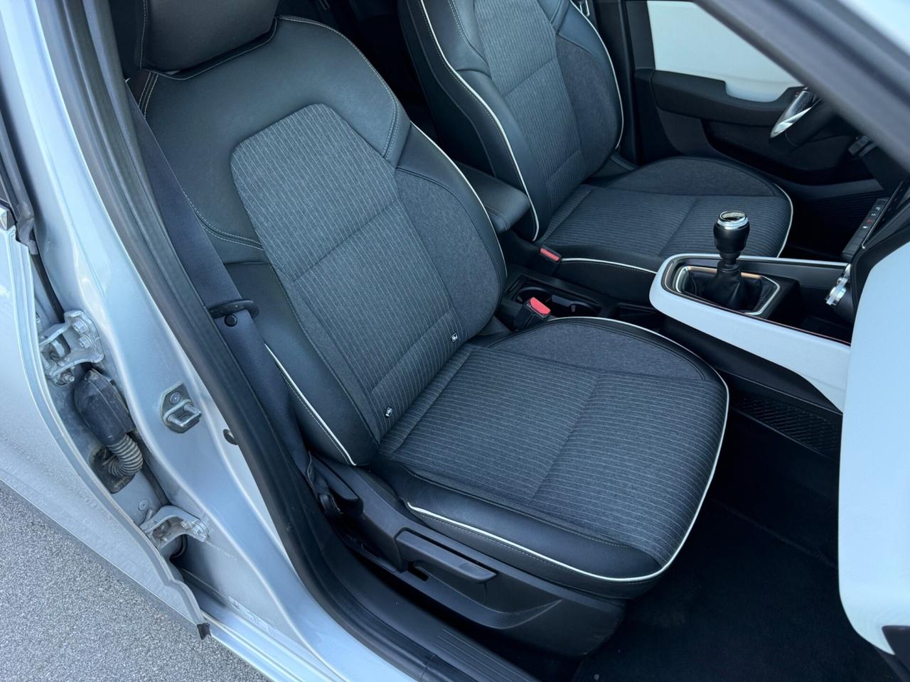 Renault Clio TCe 90 CV 5 porte Techno