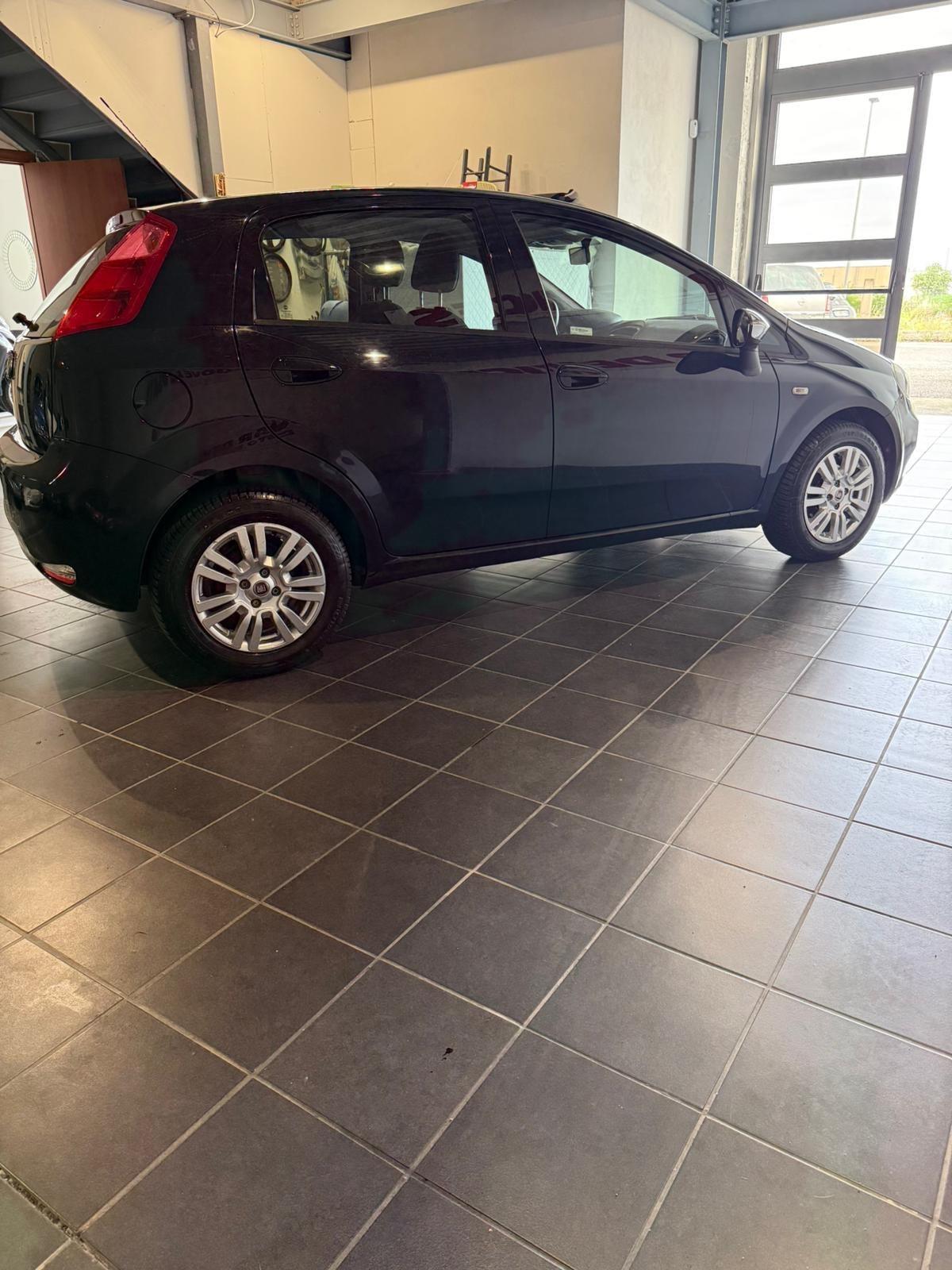 Fiat Punto 1.4 -GPL -UNICO PROPRIETARIO
