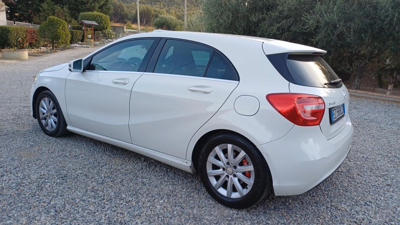 Mercedes-benz A 180 CDI Automatic Dark Night Edition